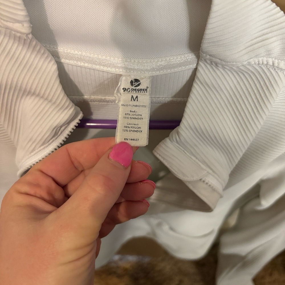 90 Degree By Reflex White Zip-Up Sweatshirt size Medium - Picture 2 of 3